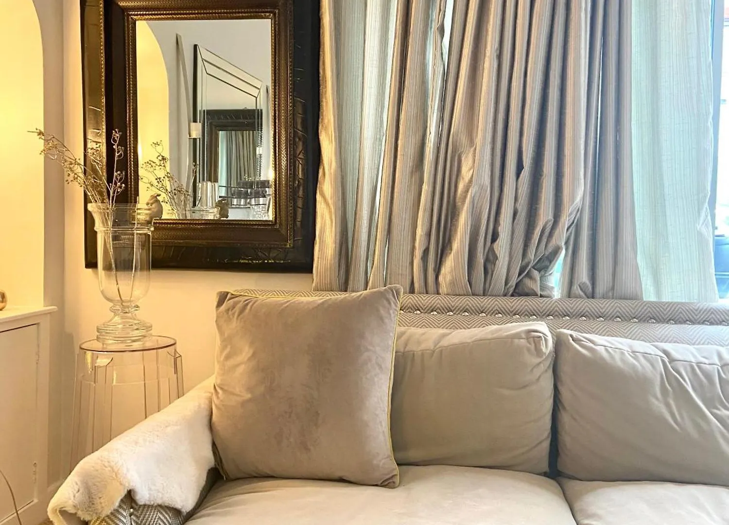 Wonderwall - Huge City Garden Room In Luxury House - Free Parking Edinburg Rum i privatbostad